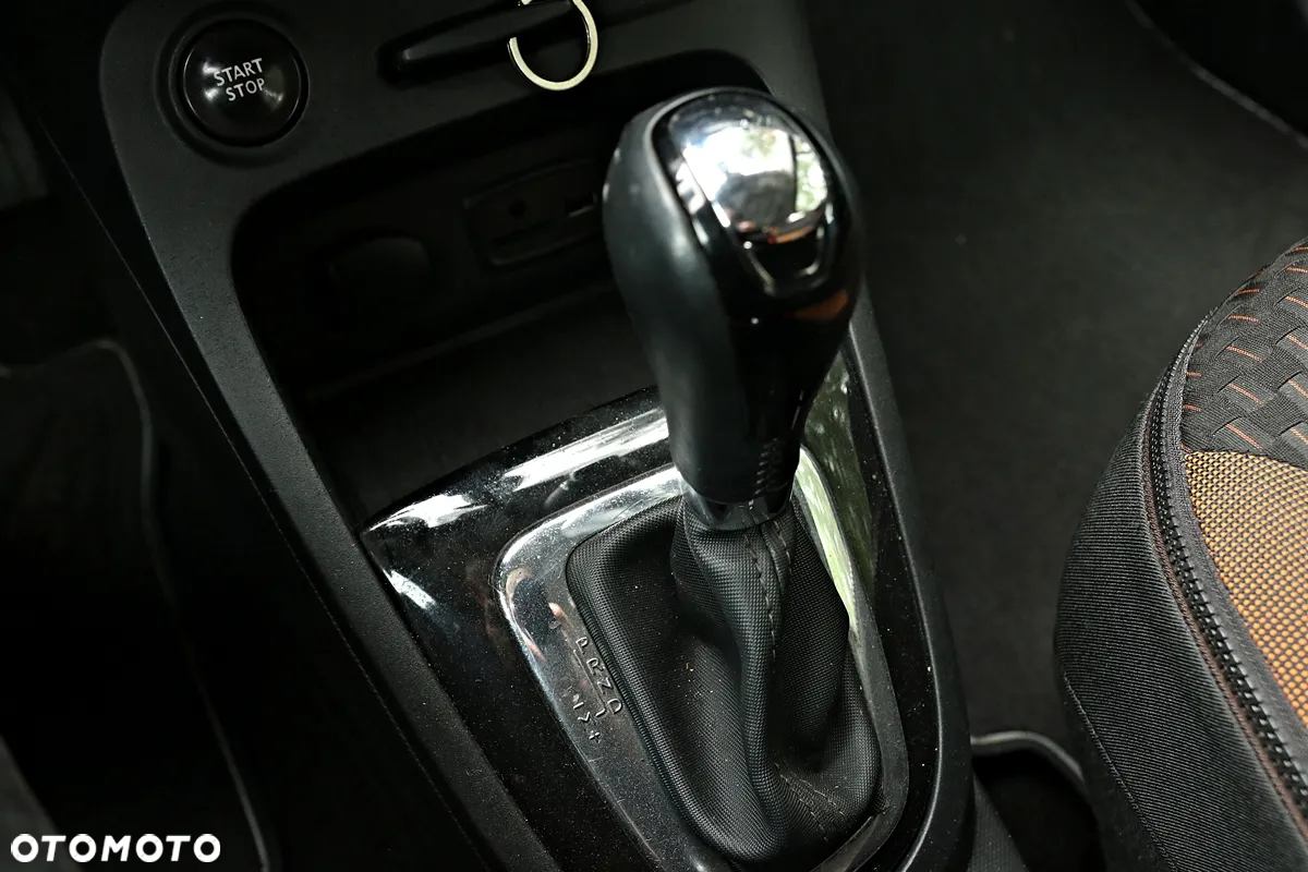 Renault Captur 1.2 TCe Zen EDC - 26