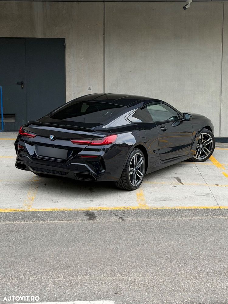 BMW Seria 8 - 3