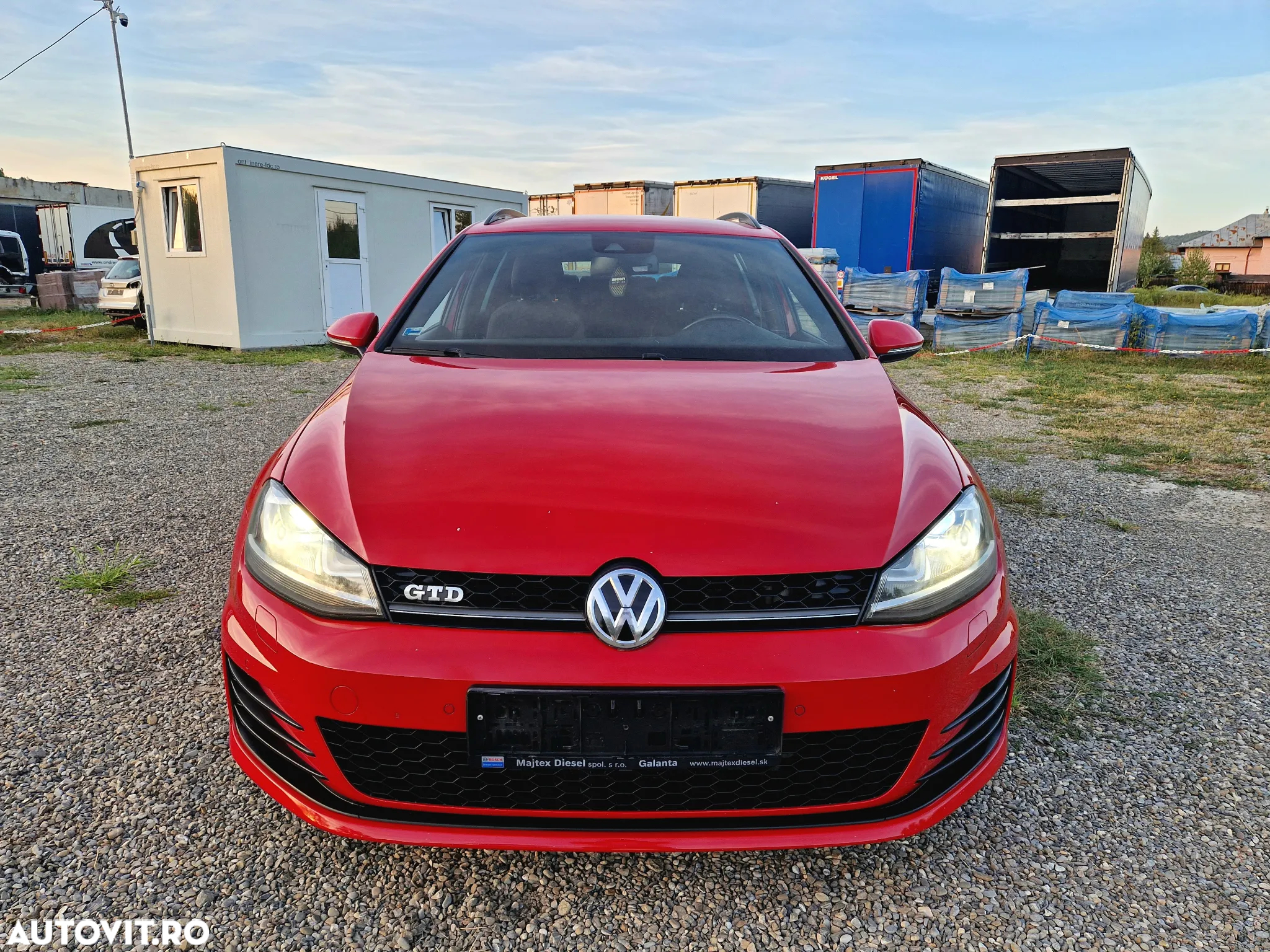 Volkswagen Golf 2.0 TDI DSG GTD - 11