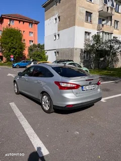Ford Focus - 8