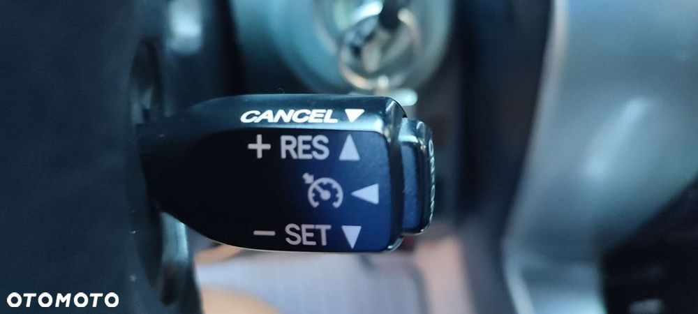 Toyota Land Cruiser - 14