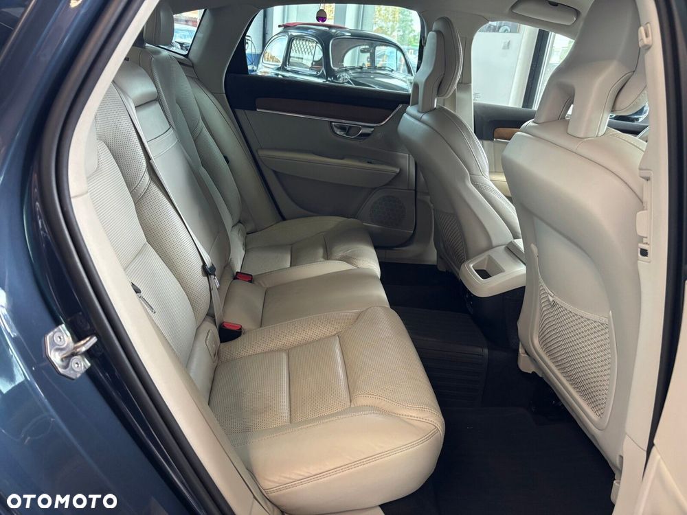 Volvo S90 - 35