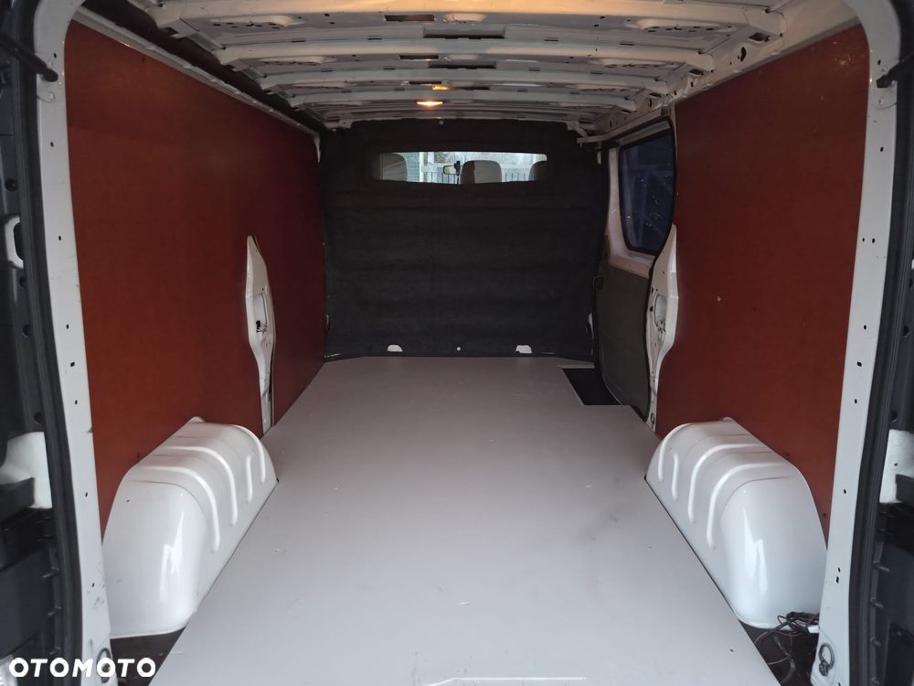 Renault TRAFIC LONG KLIMA TEMPOMAT ORYGINAŁ PRZEBIEG - 11