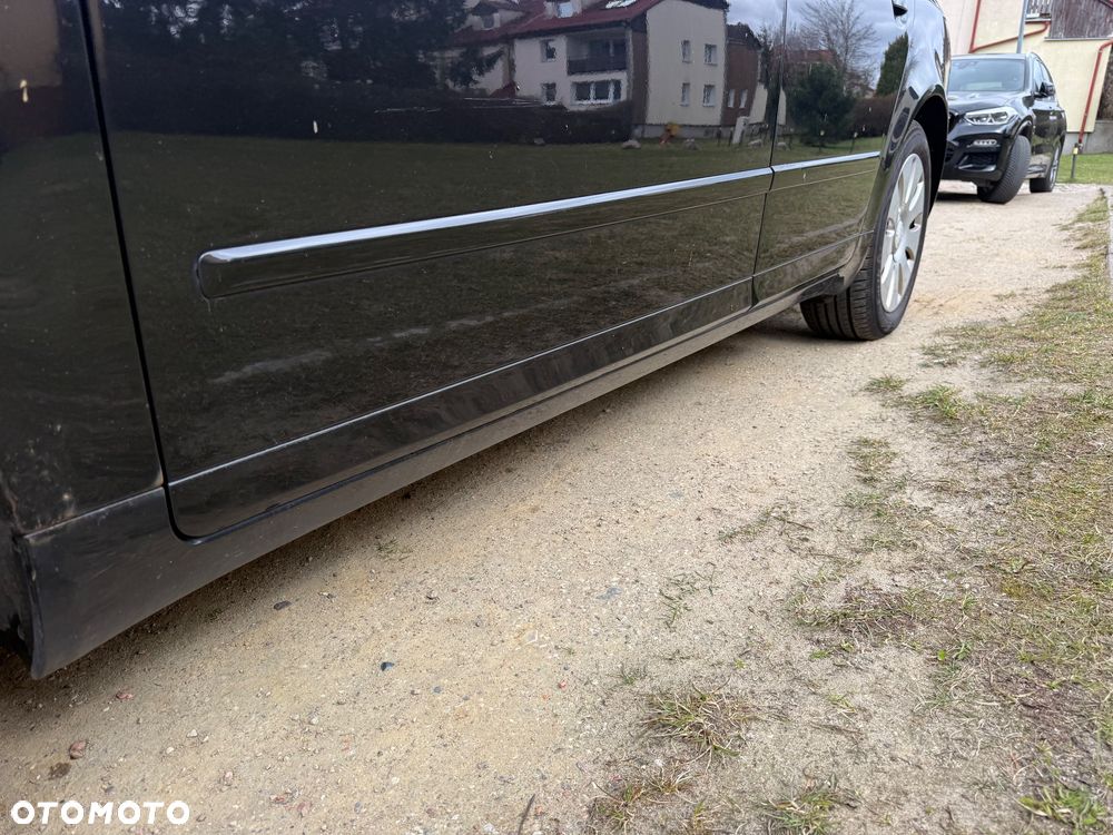 Audi A4 Avant 2.0 TDI DPF - 9