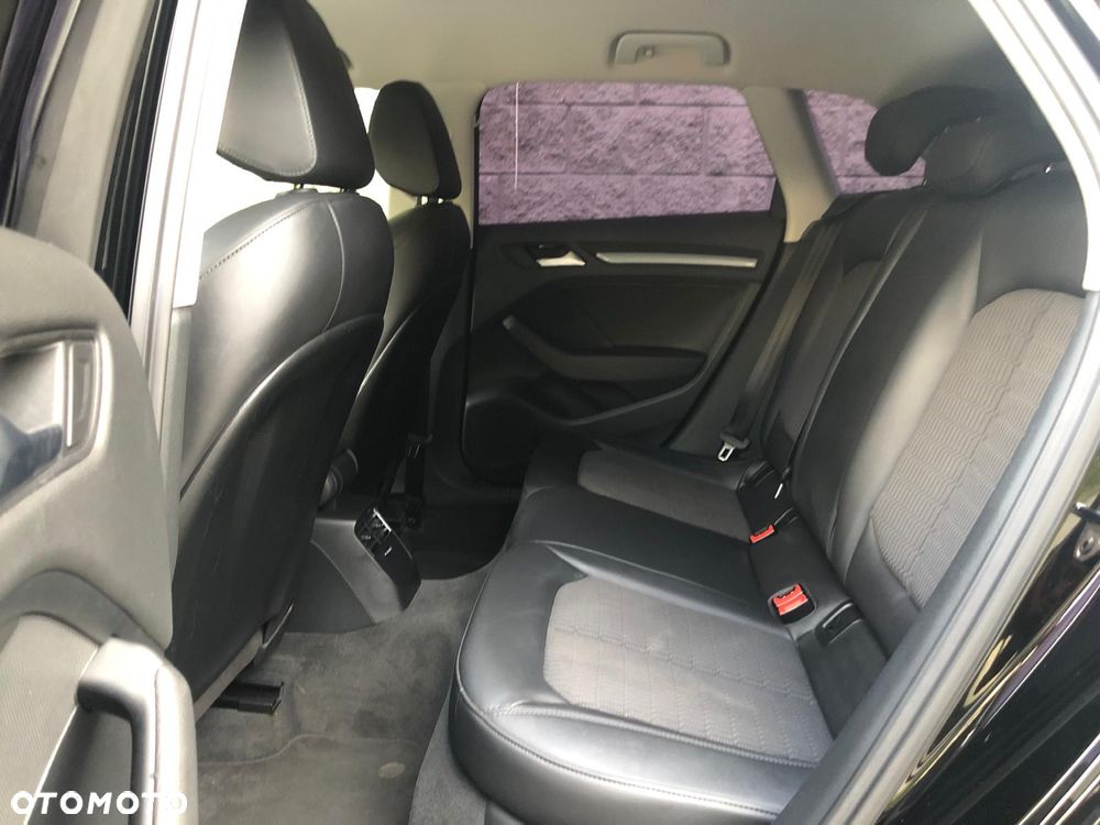 Audi A3 Sportback 1.6 TDI Ambiente - 27