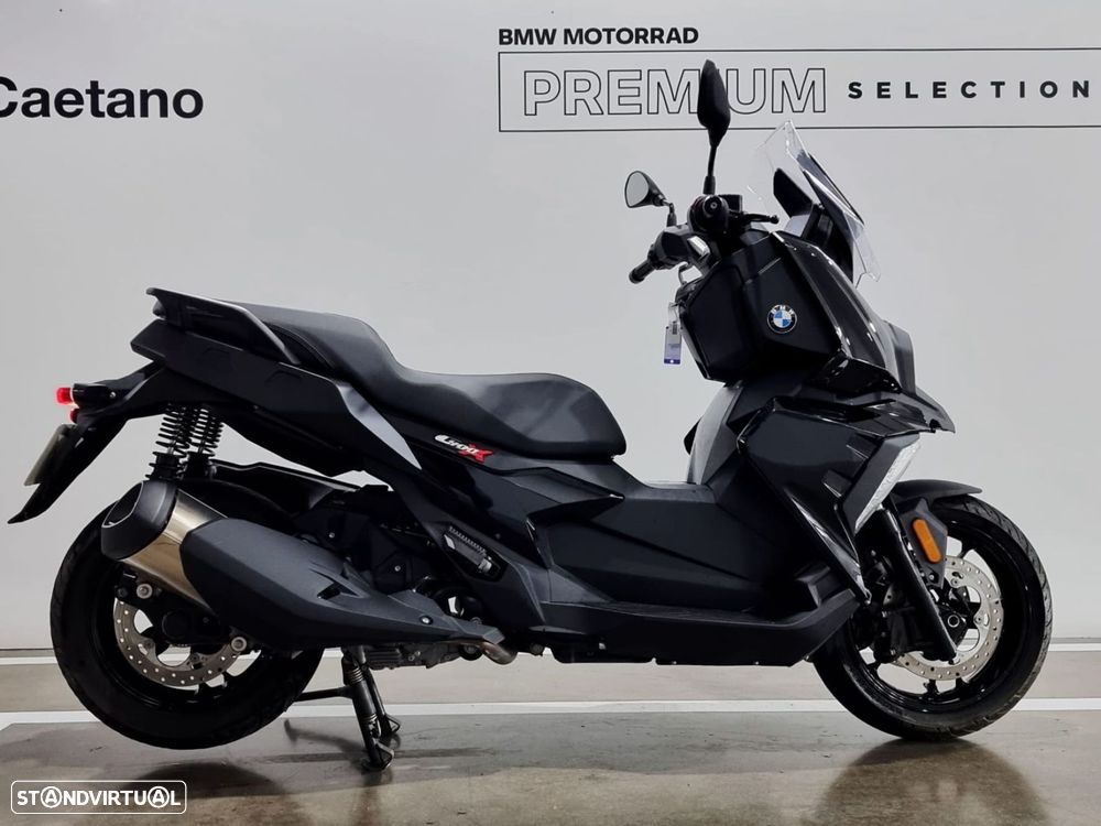 BMW C 400 X 400 X Triple Black - 5