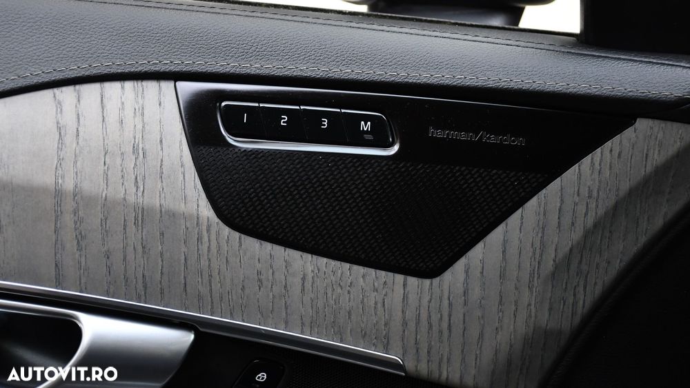 Volvo XC 90 T8 AWD Recharge Ultimate Dark - 25