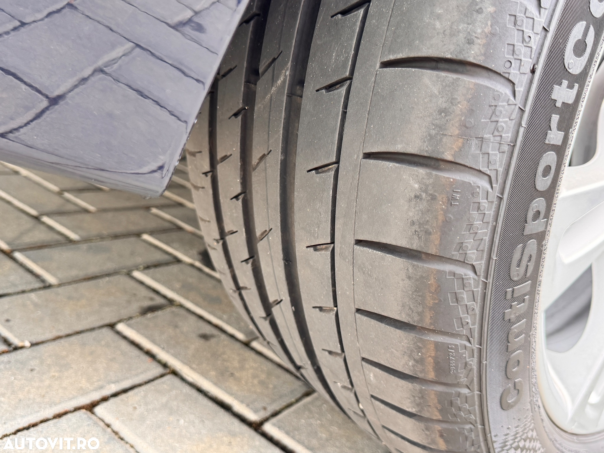 BMW Seria 5 525d xDrive Sport-Aut. - 32