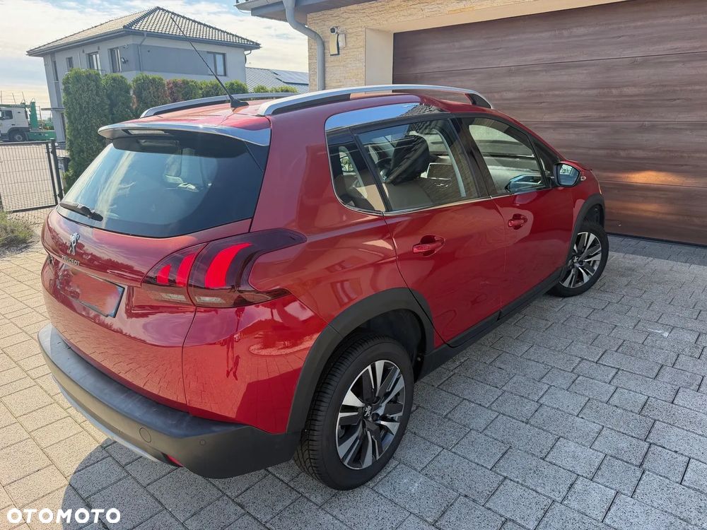 Peugeot 2008 - 9