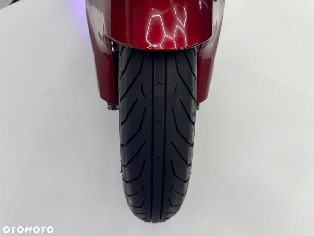 Honda VFR - 35