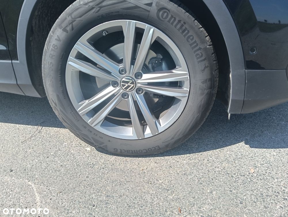 Volkswagen Tiguan - 2