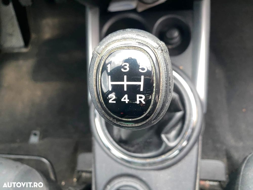 Mitsubishi ASX - 14