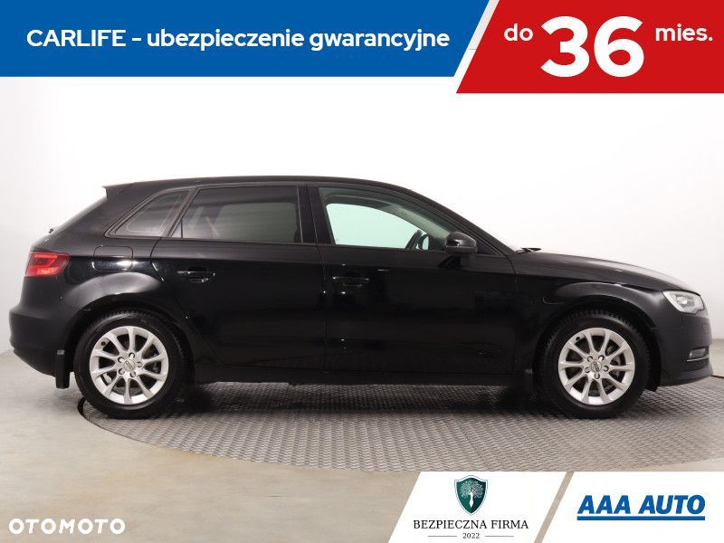 Audi A3 Sportback - 8