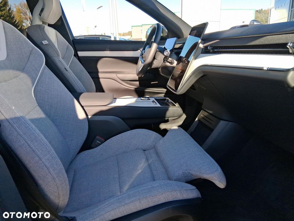 Volvo EX90 - 11