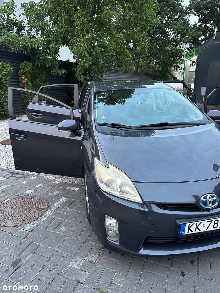 Toyota Prius+ ver--hybrid-sol - 5
