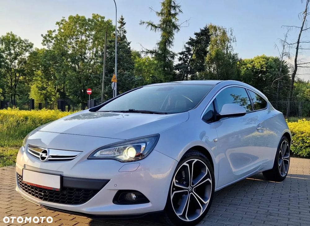 Opel Astra GTC 2.0 CDTI ecoFLEX Start/Stop Edition - 24