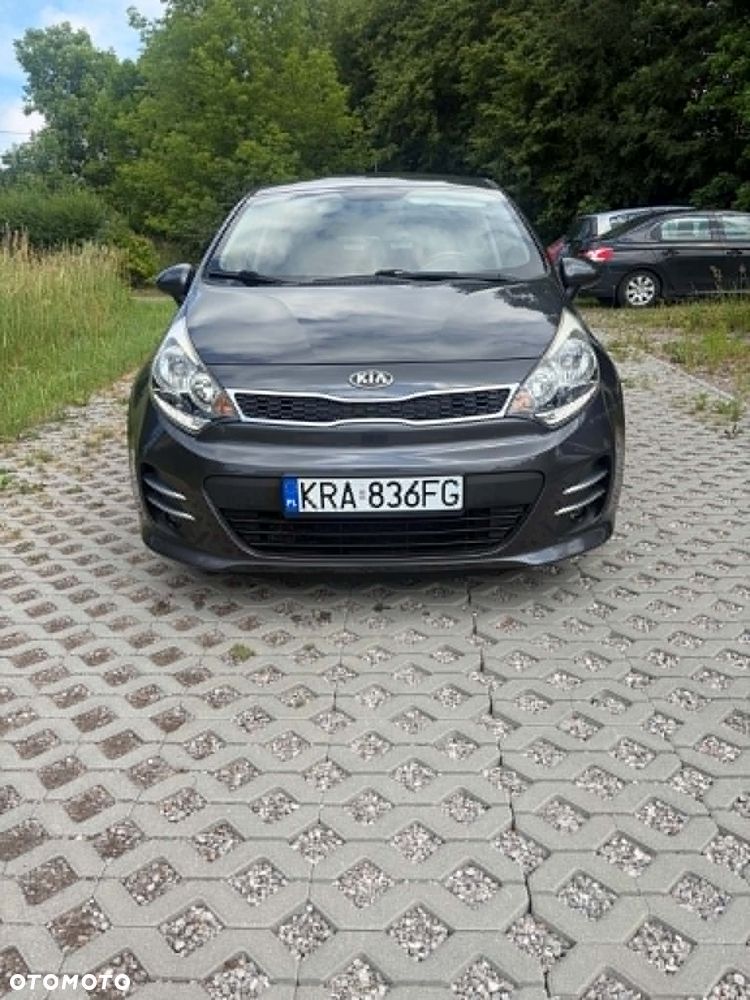 Kia Rio 1.2 L - 7