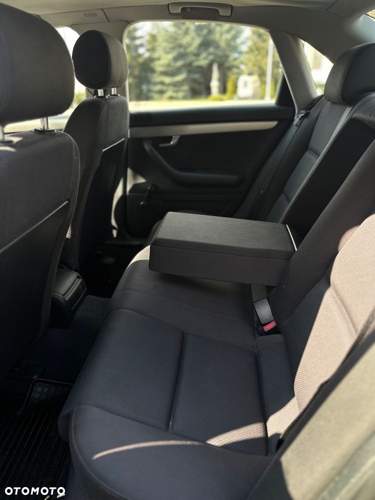 Audi A4 Limousine 2.0 TDI - 23