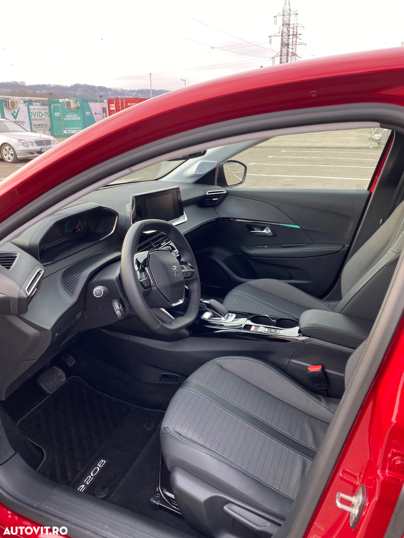 Peugeot 208 e-208 Allure - 6
