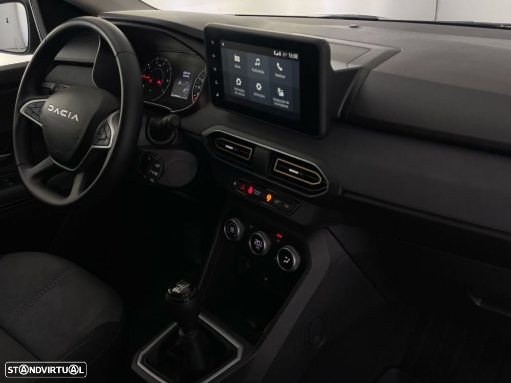Dacia Jogger 1.0 TCe Extreme 7L - 22