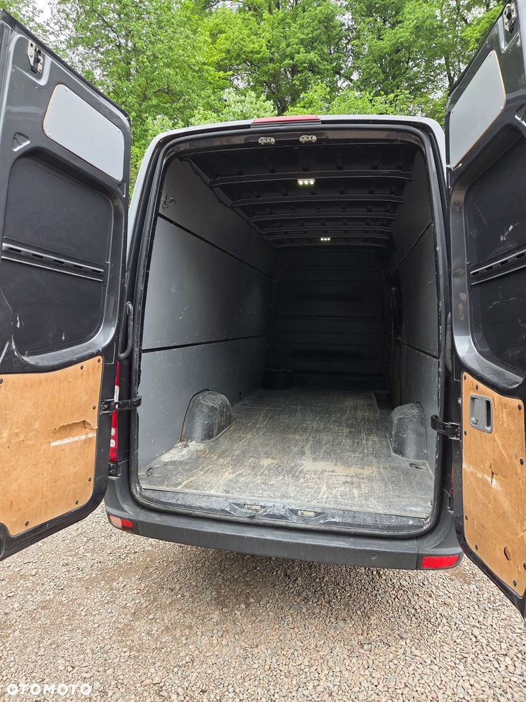 Mercedes-Benz SPRINTER - 4