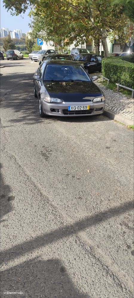 Honda Civic 1.5 LSi 16 V - 4