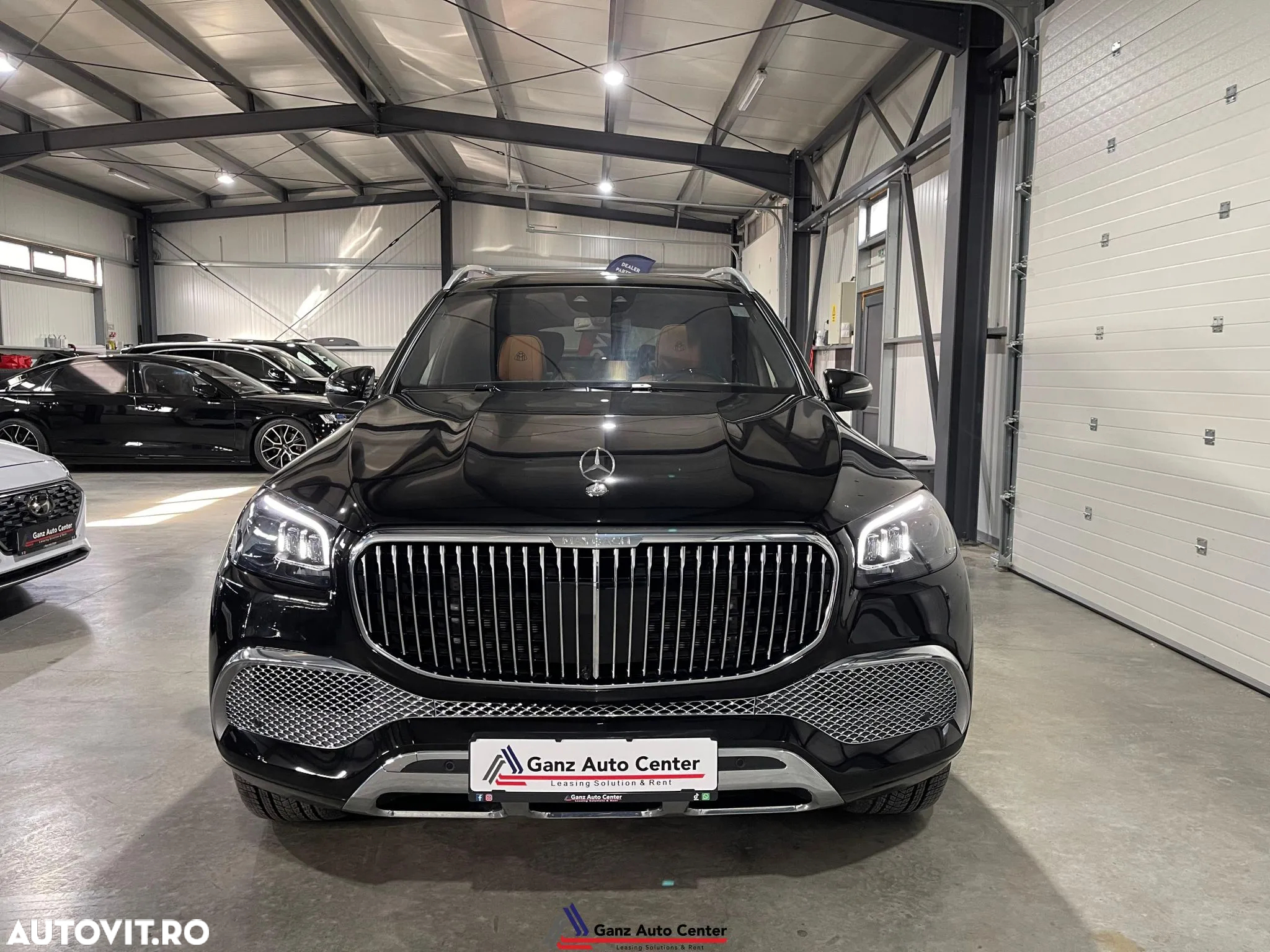 Mercedes-Benz GLS Maybach 600 4Matic 9G-TRONIC - 32