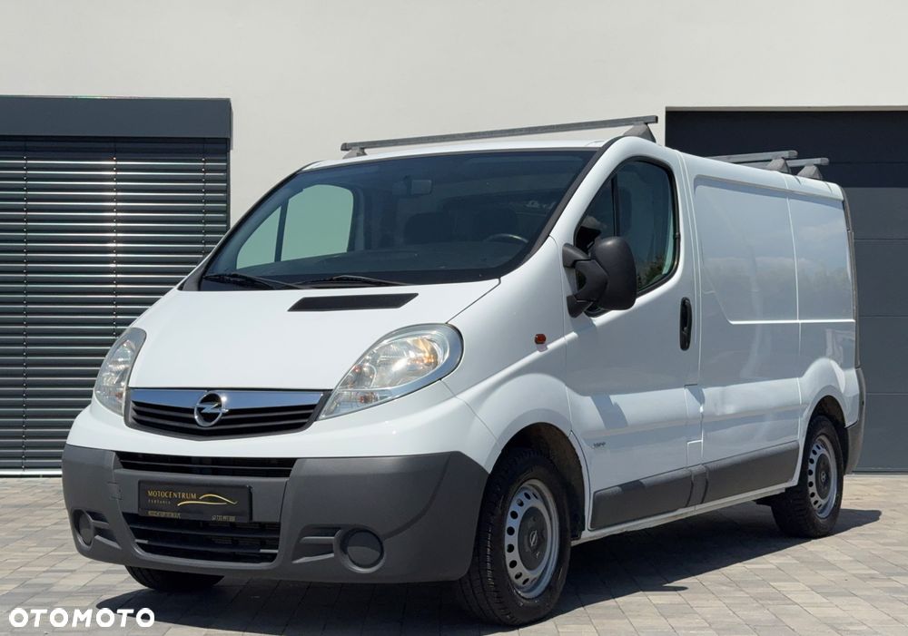 Opel Vivaro - 2