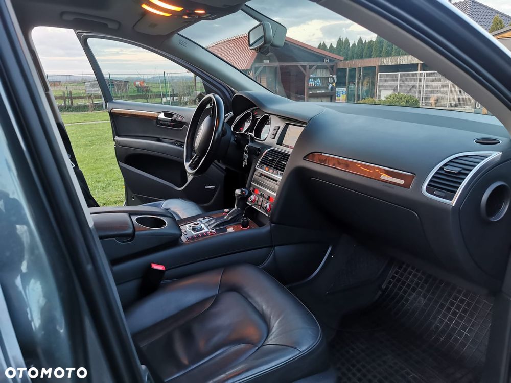Audi Q7 3.0 TFSI Quattro Tiptronic - 8