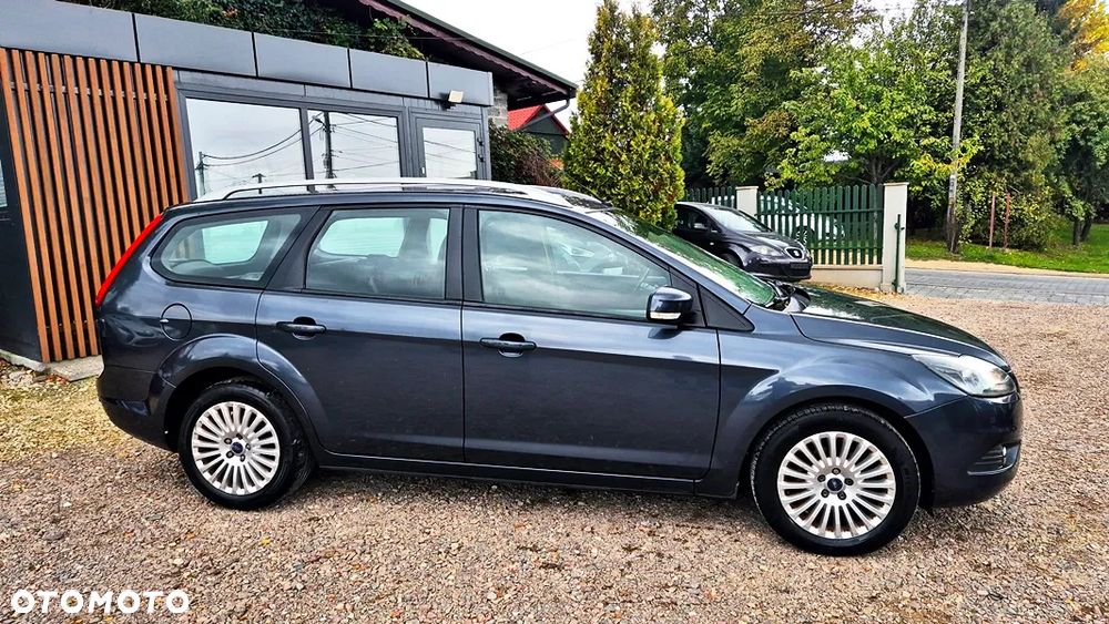 Ford Focus - 10