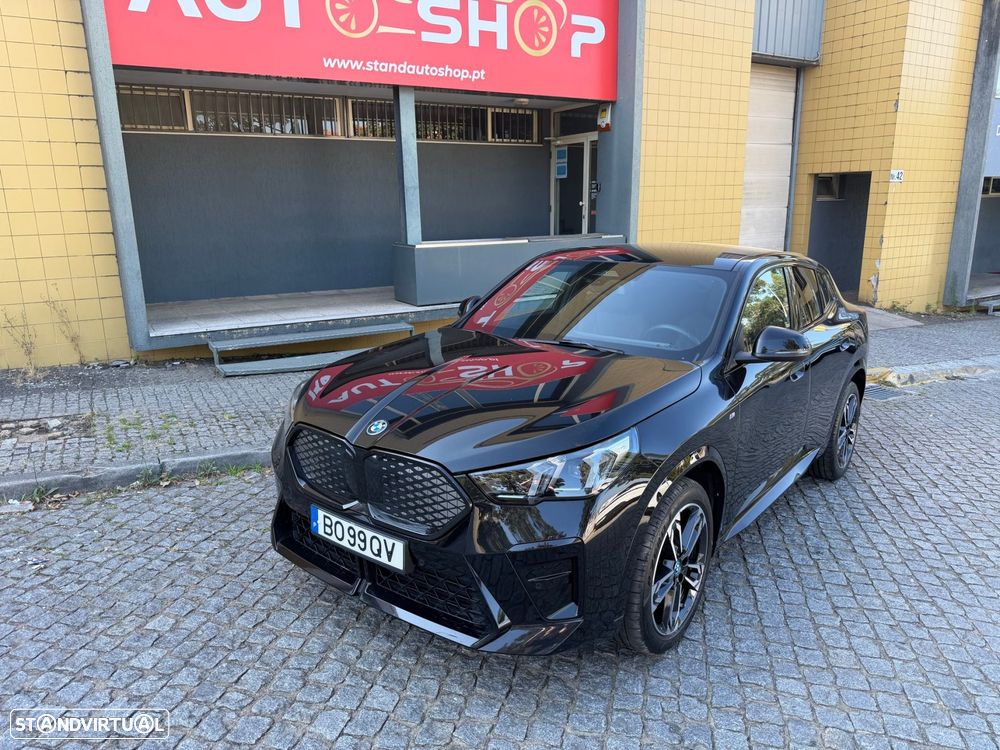 BMW iX2 eDrive20 Pack Desportivo M — fotografia 9