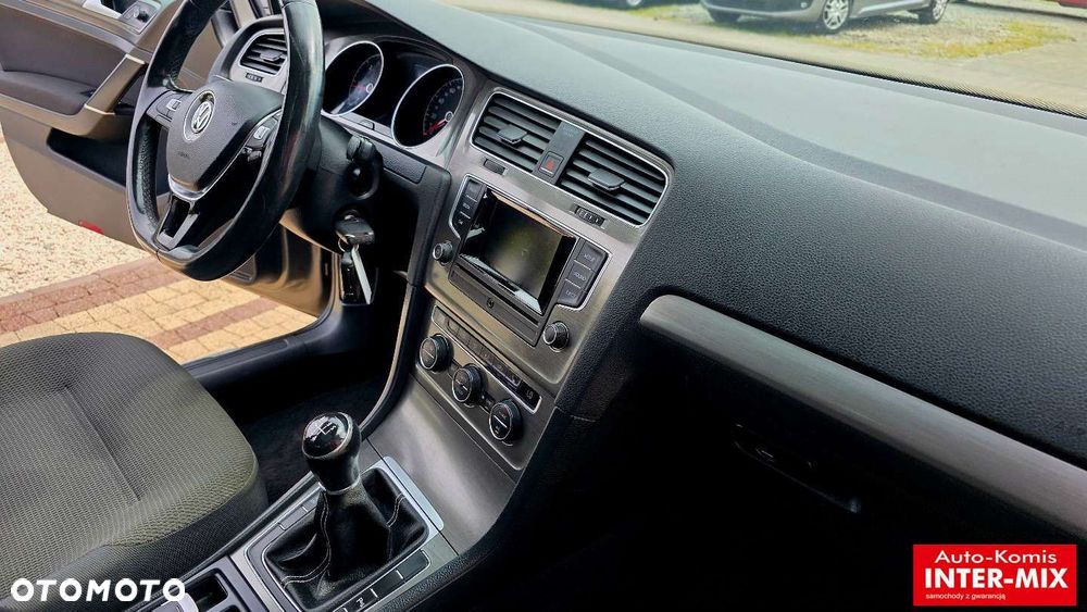 Volkswagen Golf - 23