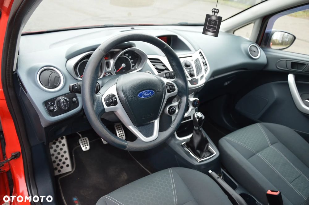 Ford Fiesta - 7