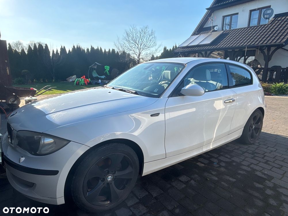 BMW Seria 1 116i - 1