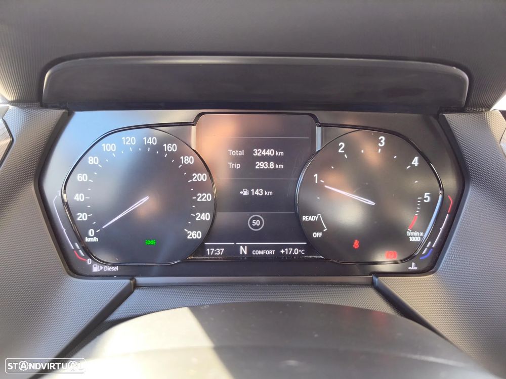 BMW 116 d Pack Desportivo M - 13