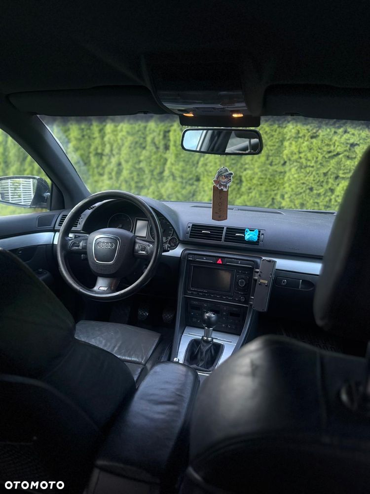 Audi A4 Avant 2.0 TDI DPF - 4