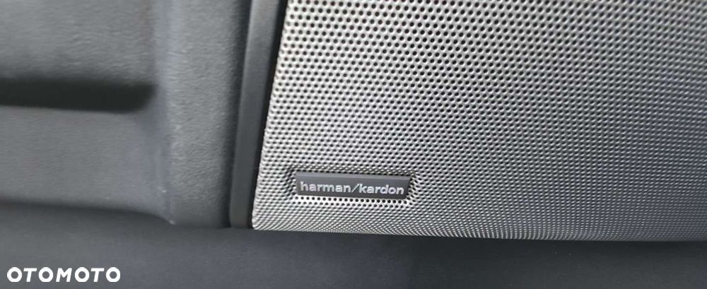 Land Rover Discovery - 30