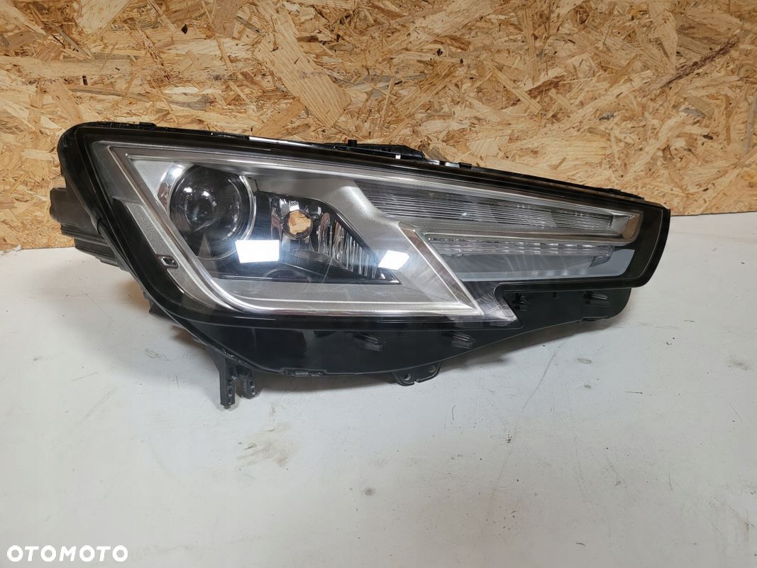 LAMPA a4 b9 xenon led USA 8w0941006b - 1