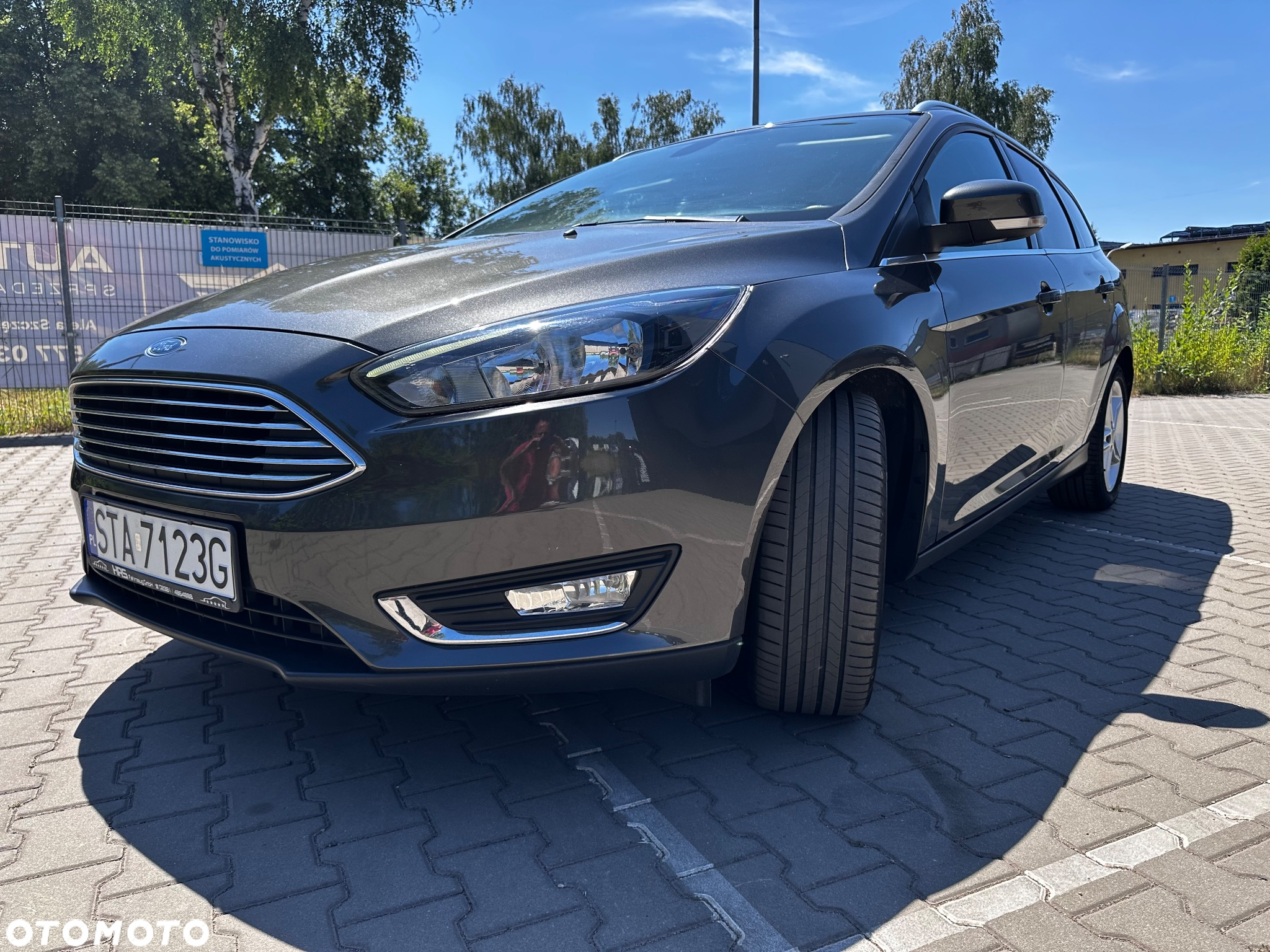 Ford Focus Turnier 1.5 EcoBoost Start-Stopp-System Business Edition - 2