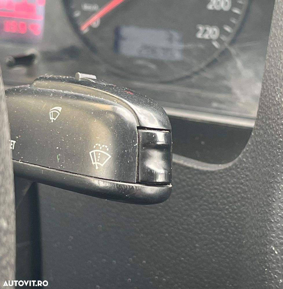 Volkswagen Transporter T5 - 15