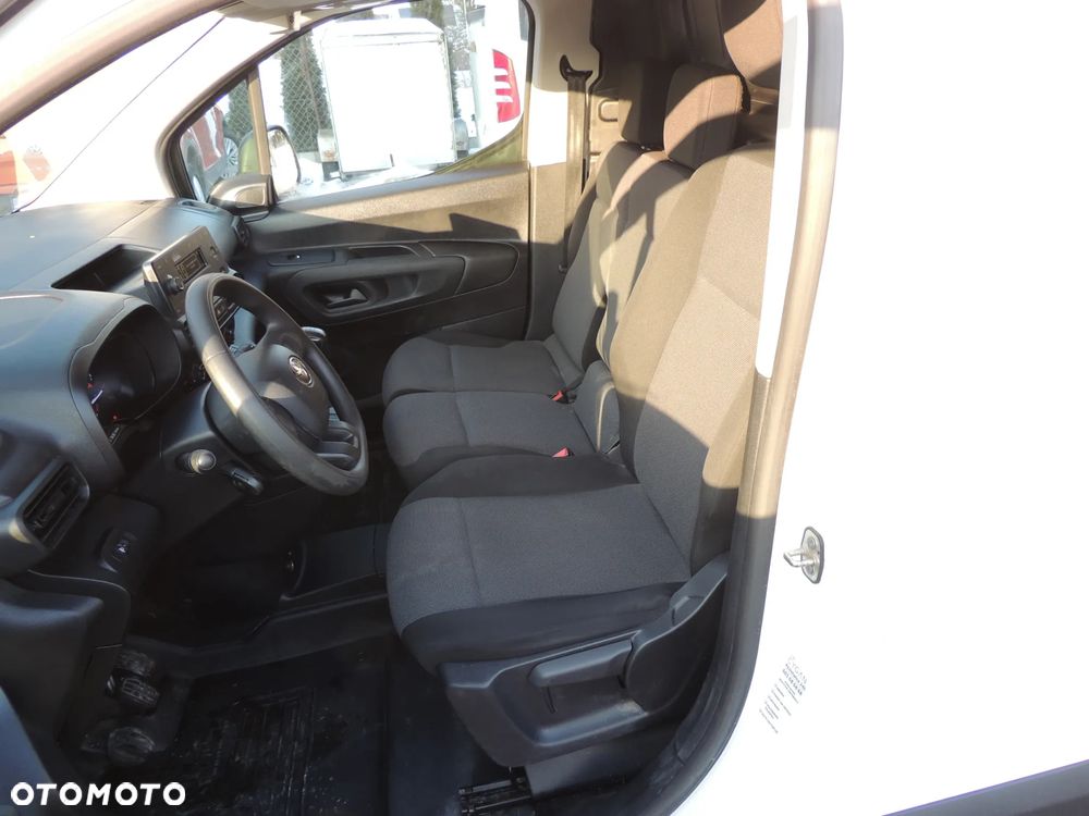 Toyota PROACE CITY - 12