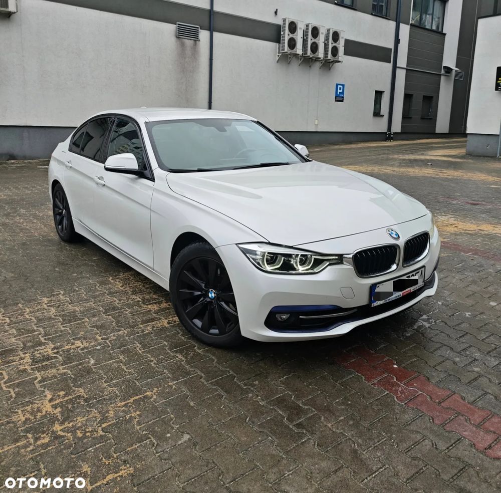 BMW Seria 3 330e iPerformance M Sport - 1