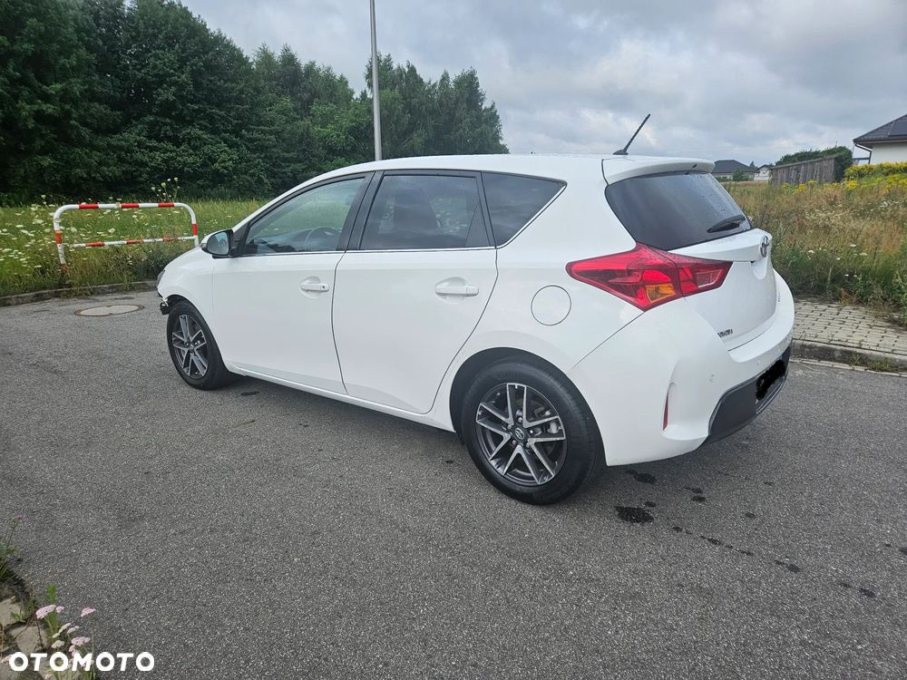 Toyota Auris 2.0 D-4D Comfort - 3