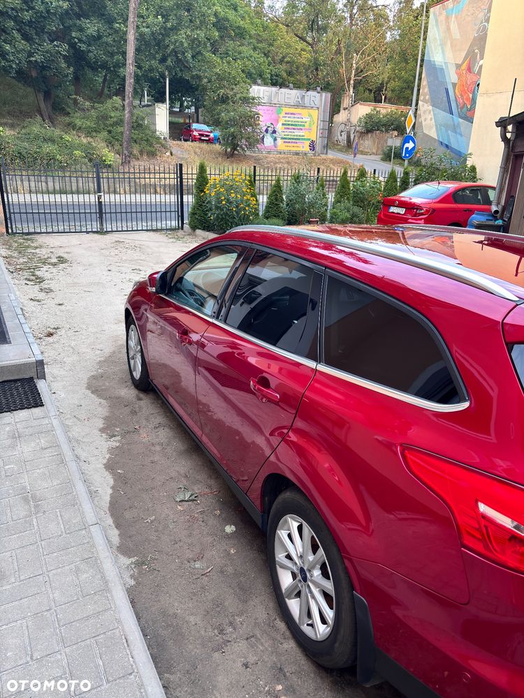 Ford Focus 1.0 EcoBoost Titanium - 5