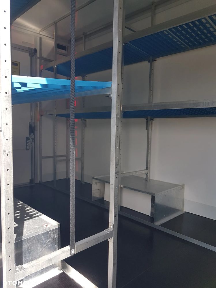 Iveco DAILY KONTENER NISKOPODŁOGOWY 4,43x2,23x2,42 SKLEP KAMPER FOODTRUCK BAR KLIMA KONIOWÓZ - 25