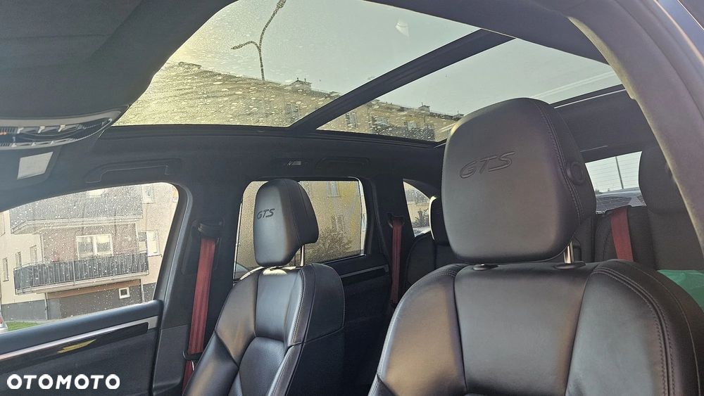 Porsche Cayenne GTS - 14