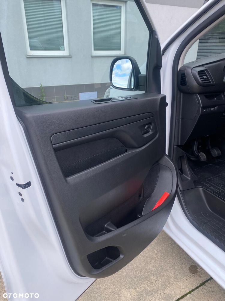 Toyota Proace Long Comfort 2.0 D-4D 145 KM - 24
