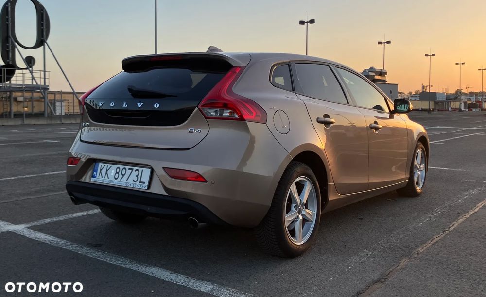 Volvo V40 - 2