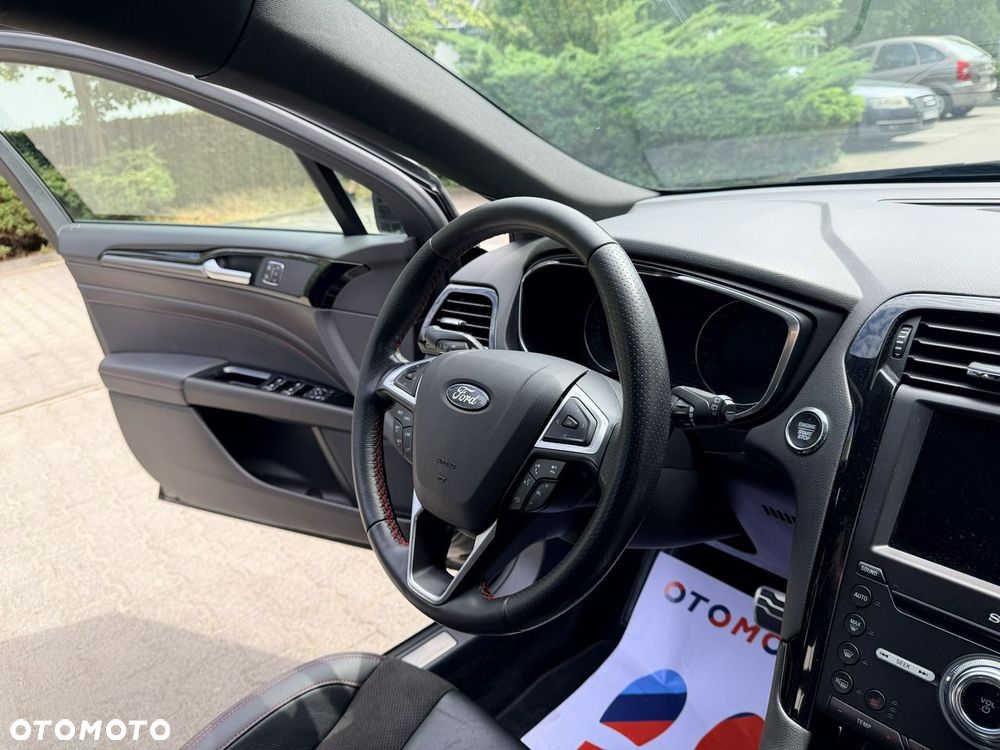 Ford Mondeo - 31