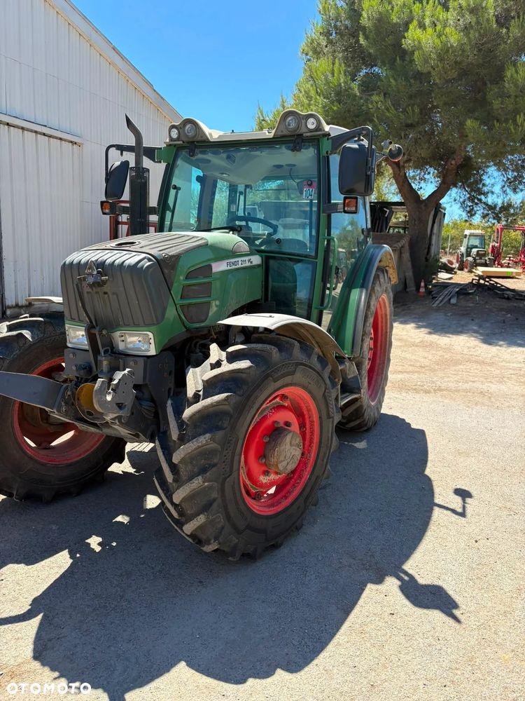 Fendt 211S Vario TMS Profi TUZ + WOM - 2